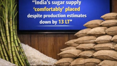 उत्पादन घटने के बावजूद भारत की चीनी आपूर्ति स्थिर: खाद्य सचिव