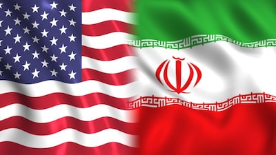 अमेरिका-ईरान तनाव बढ़ा: सैन्य तैनाती के बीच परमाणु वार्ता ठप, बाजार में चिंताएं बढ़ीं.