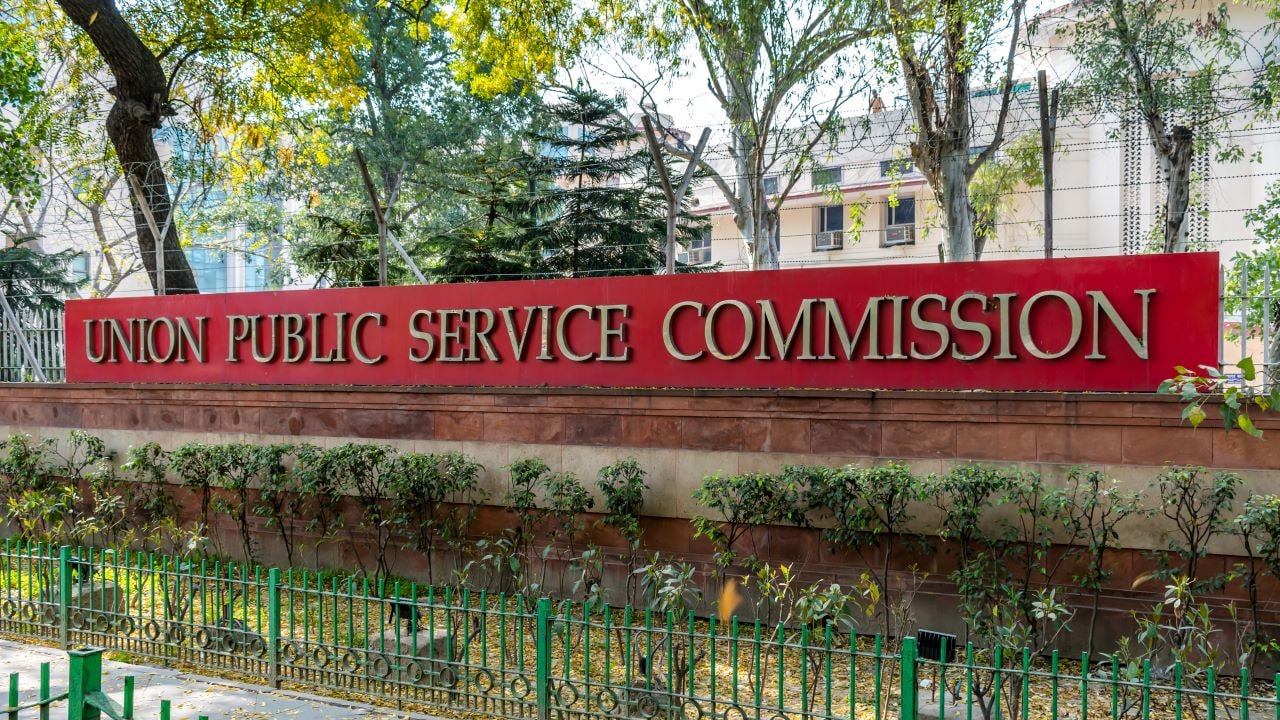 Rupal Jaiswal’s UPSC journey: From quitting a ₹22-lakh job to 43rd all-India rank