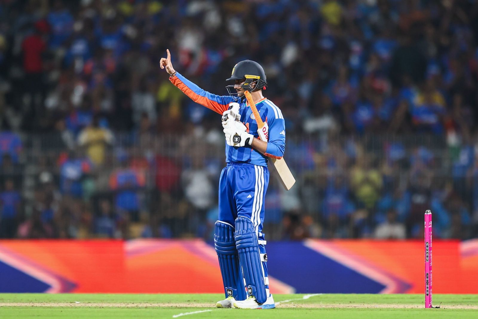 India defeat Zimbabwe by 72 runs in Super 8s to keep semi-final hopes alive