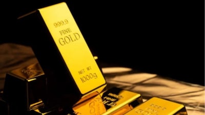 Gold Plummets 5.5% on Tuesday: Strong Dollar, Oil Surge, Bond Yields & Dow Drop Blamed