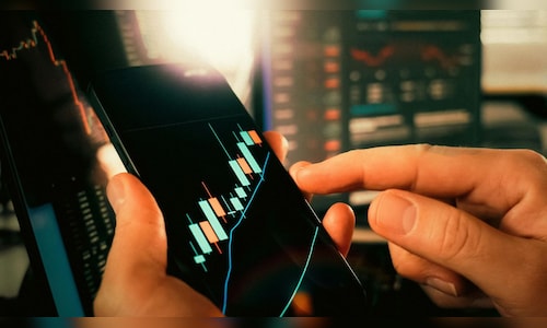 Soon-to-shut shoemaker stock surges 900% after AI becomes part of business pivot