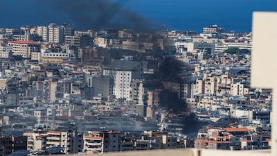 Smoke rises after an Israeli strike on Beirut's southern suburbs, following an escalation between Hezbollah and Israel amid the U.S.-Israeli conflict with Iran, Lebanon, March 5, 2026. REUTERS/Claudia Greco