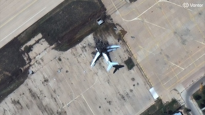 A satellite image shows a destroyed aircraft at the Shiraz Airbase in Iran, March 6, 2026. Vantor/Handout via REUTERS    THIS IMAGE HAS BEEN SUPPLIED BY A THIRD PARTY. NO RESALES. NO ARCHIVES. MANDATORY CREDIT. MUST NOT OBSCURE LOGO.