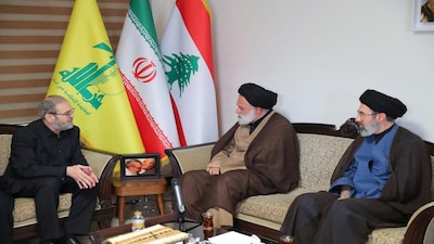 FILE PHOTO: Mojtaba Khamenei, the second son of Iran's Supreme Leader Ayatollah Ali Khamenei, visits Hezbollah's office in Tehran, Iran, October 1, 2024. Office of the Iranian Supreme Leader/WANA (West Asia News Agency)/Handout via REUTERS ATTENTION EDITORS - THIS PICTURE WAS PROVIDED BY A THIRD PARTY./File Photo