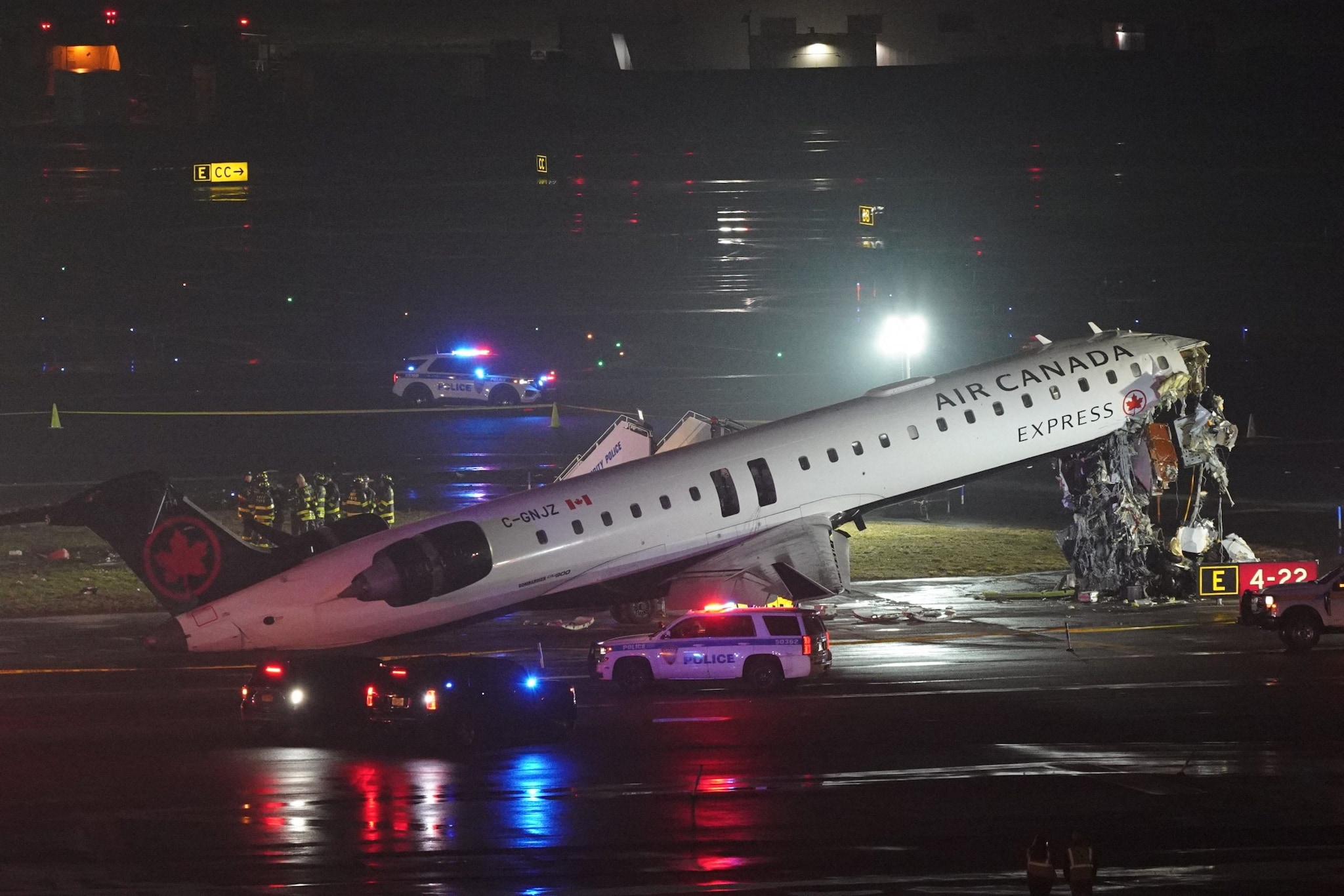 LaGuardia Near Miss Exposes the Fractured Foundation of American Air Traffic Control