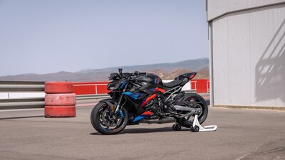 2026 BMW M 1000 R