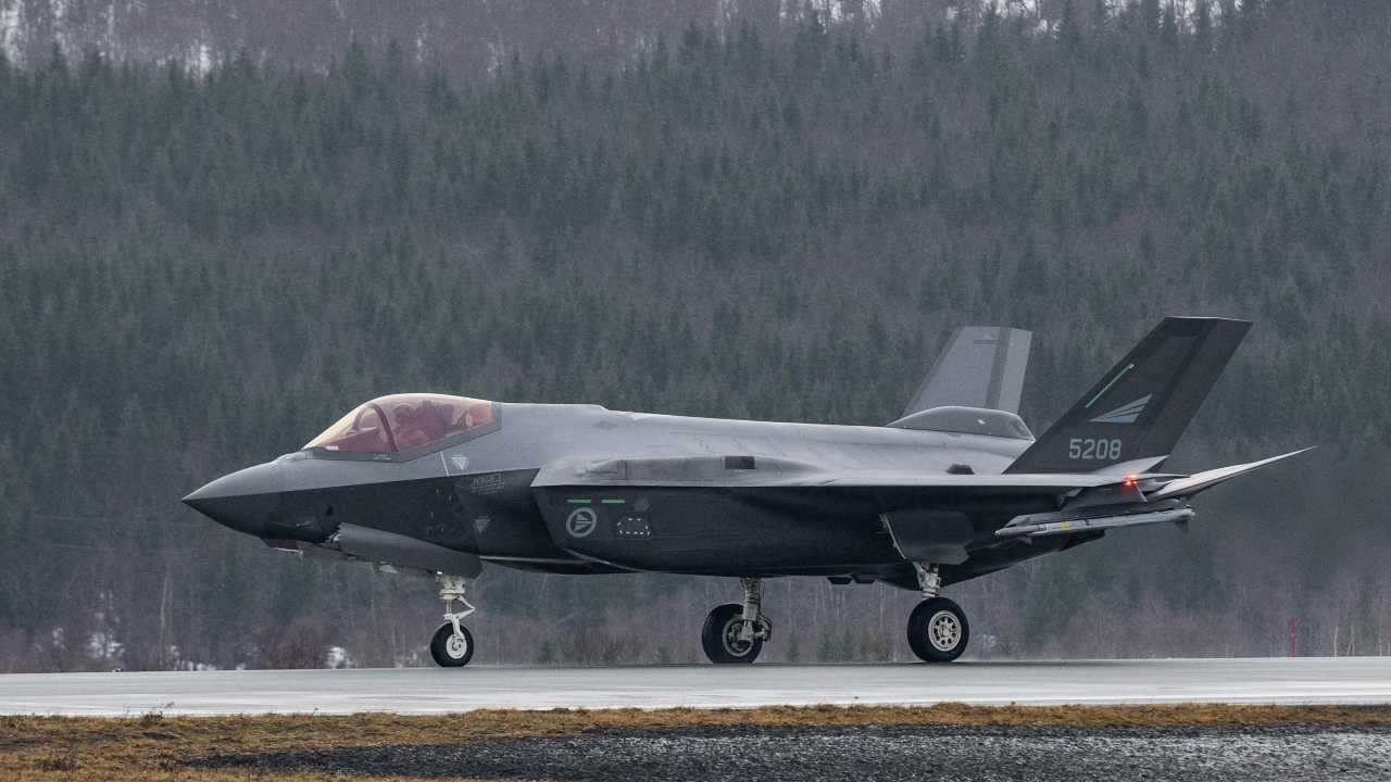 Silence Over the Gulf and the Ghost in the Cockpit