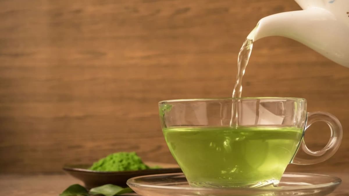 Green tea side effects and who should avoid consuming it - CNBC TV18
