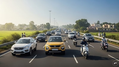 India Auto Registrations Soar 27% in March, Set for Strongest Showing Since 2022