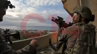 Israeli footballer soldier in action in Llebanon. (Image X)
