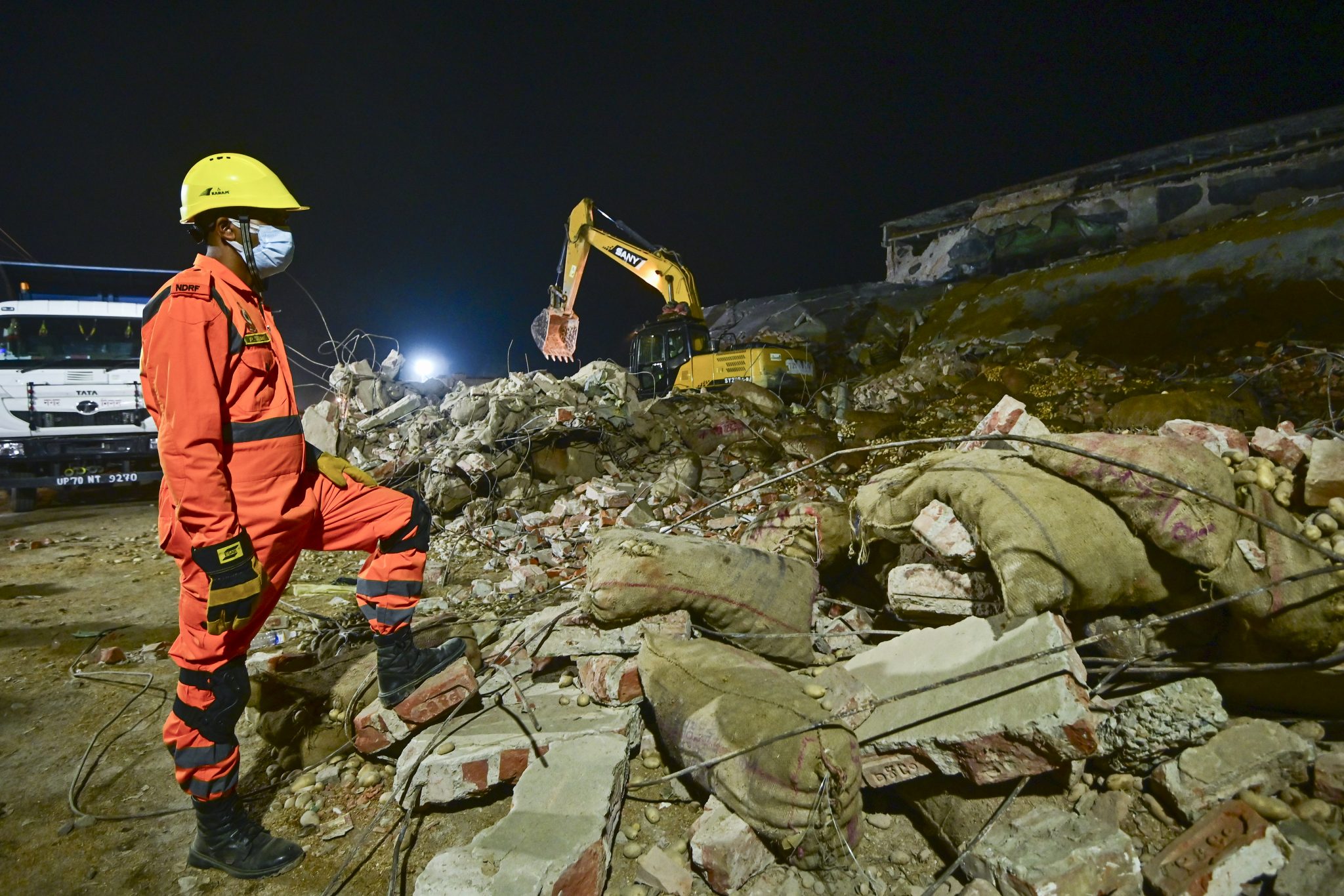 Cold storage collapse in Prayagraj leaves 4 dead, 14 injured