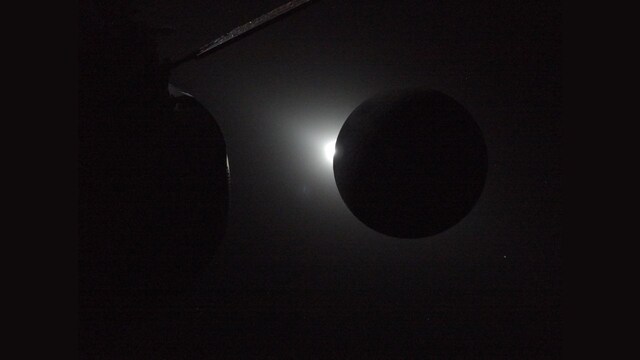 nasa artemis ii solar eclips 2026 04 4b3d5b9d36df7df32761becc69e2b046