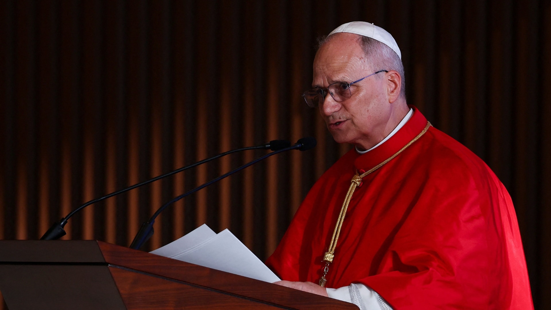 The Vatican Strike Back: Why Pope Leo is Refusing to Play Trump’s Game