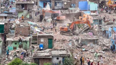 unauthorised colony colonies (photo via News18 hindi) 