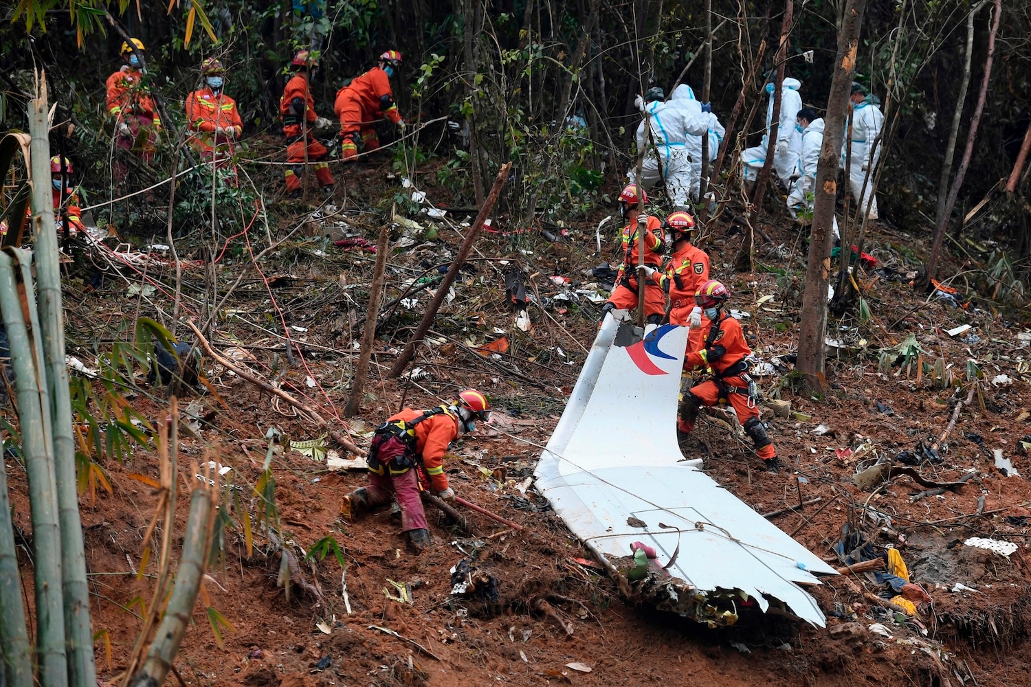 Flight MU5735 and the Myth of the Pilot Struggle