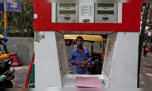 CNG prices hiked by ₹1; rates still low despite high new well price and cut in allocation