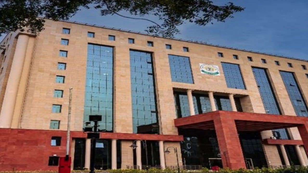 Student challenges CBSE's online marking vendor selection before Parliament panel; board mum: Sources