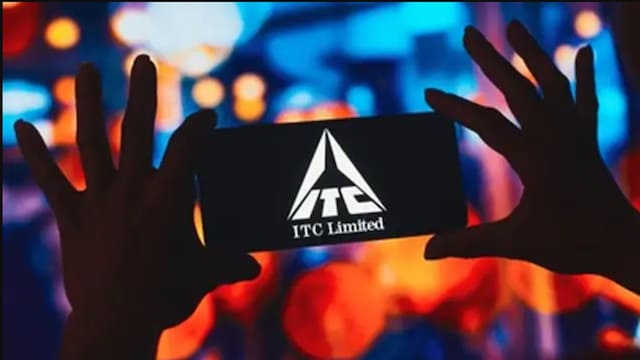 ITC Q4 net profit beats estimates; revenue falls 7%, declares ₹8 dividend ITC Q4 net profit beats estimates; revenue falls 7%, declares ₹8 dividend