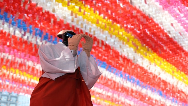 Meet Gabi: South Korea’s first robot monk takes Buddhist vows at Seoul ...