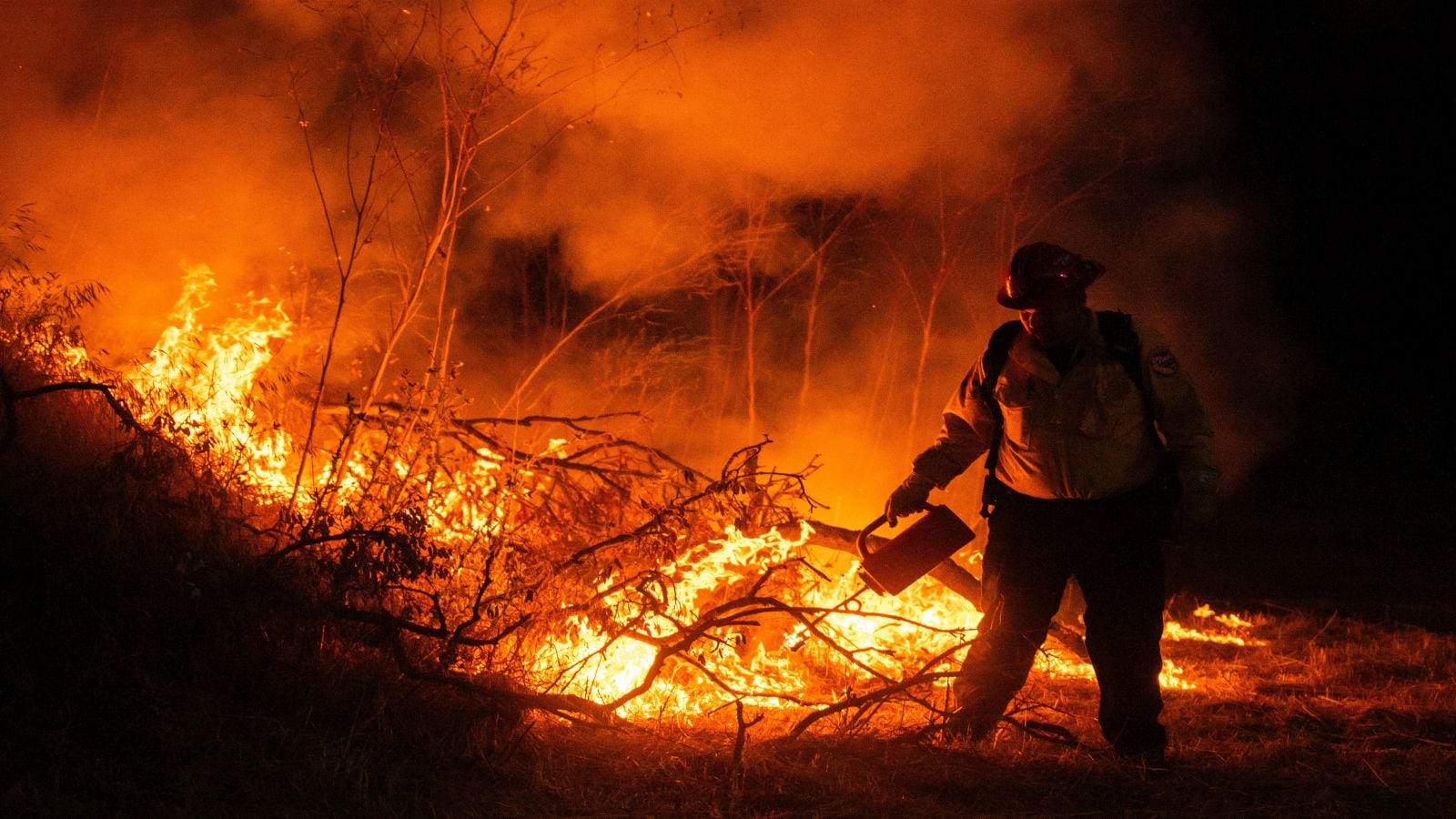Stop Trying to Save Every Suburban Home From California Wildfires