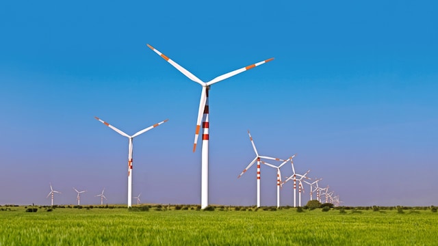 SEBI imposes ₹29-cr penalties on Suzlon Energy & key execs in OMS slump sale case