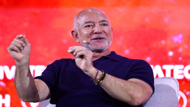 Jeff Bezos says AI will not replace humans, predicts worker shortage Jeff Bezos says AI will not replace humans, predicts worker shortage