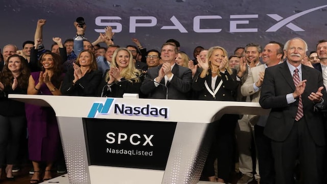 SpaceX shares to more than double to above $400, research firm predicts SpaceX shares to more than double to above $400, research firm predicts