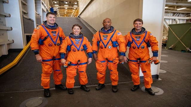 NASA Artemis II crew NASA Artemis II crew
