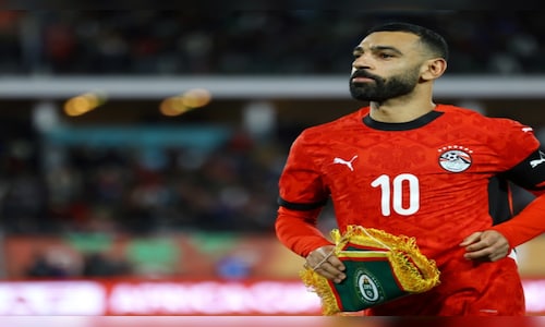 De Bruyne, Salah face off in replica of Premier League rivalry in FIFA World Cup