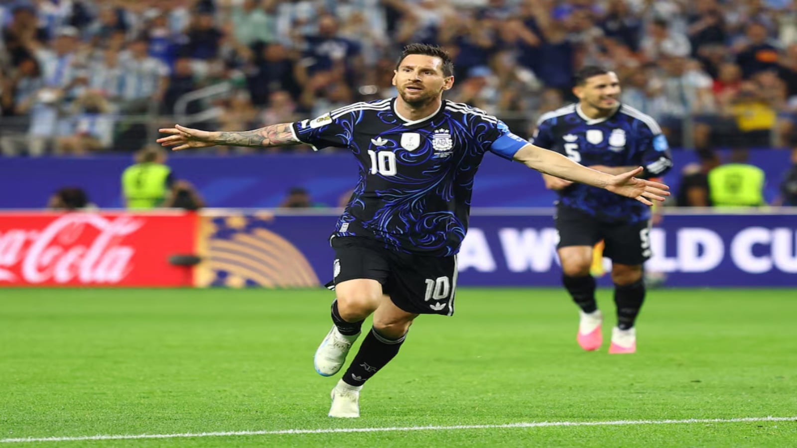 Scaloni running out of superlatives as Messi continues to break records