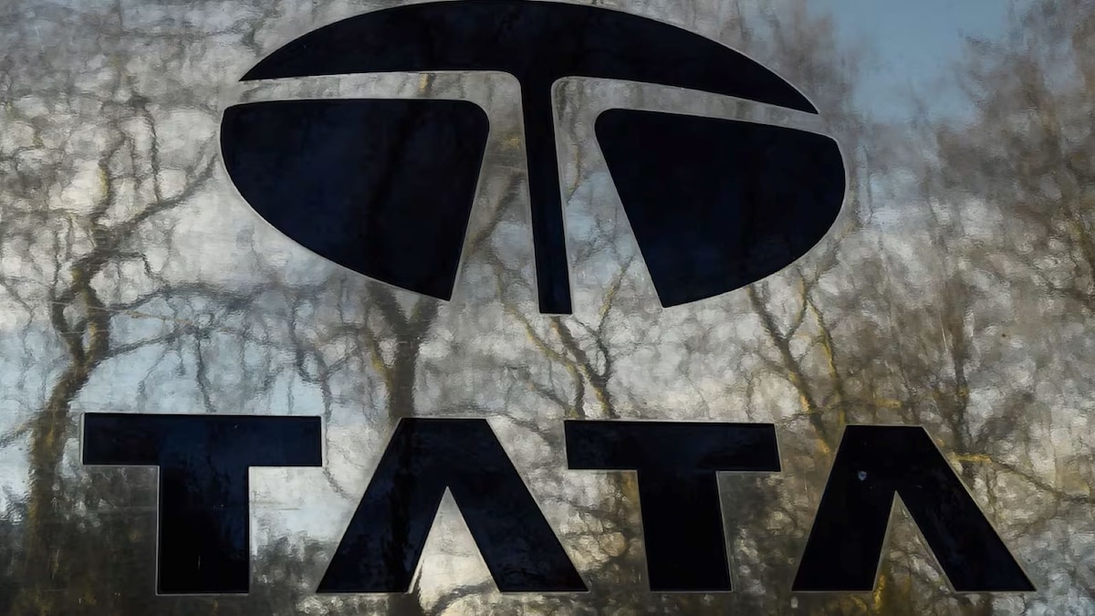 Tata sons will have to list as RBI rejects firm’s deregistration application
