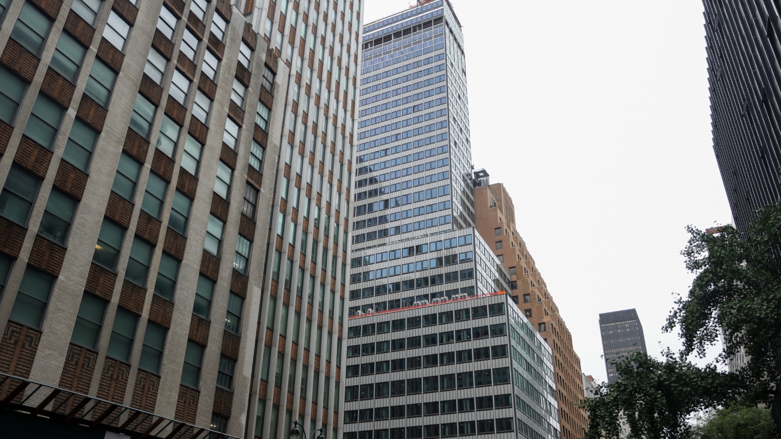 Why The New York City High-rise Buckling Exposes The Scary Reality Of Office Conversions