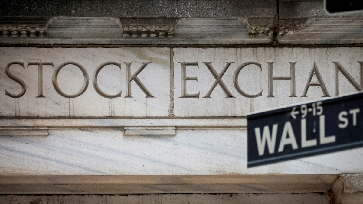 Dow futures, peers rise after Trump calls of Iran attacks; Crude oil, US Dollar fall