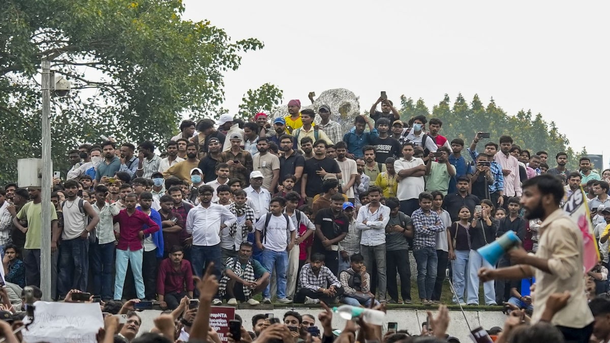 CJP Protest Halted After Police Clashes