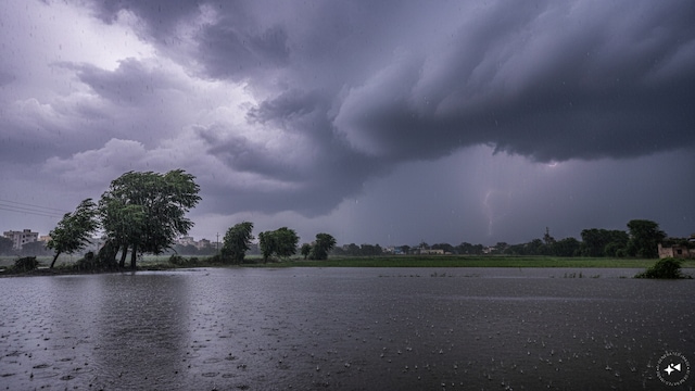 Heavy rain alert: IMD issues warning for these states over next 5 days Heavy rain alert: IMD issues warning for these states over next 5 days