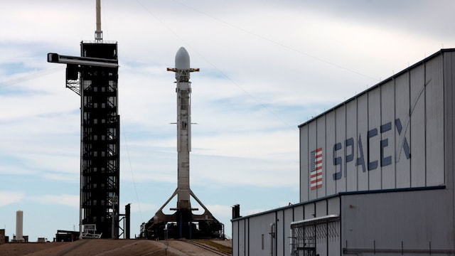 Buy SpaceX shares ahead of this week's Starship launch, says UBS Buy SpaceX shares ahead of this week's Starship launch, says UBS