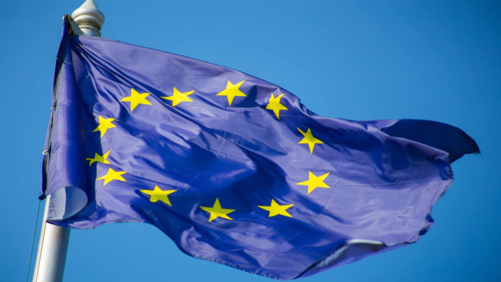 Why Europe Is Betting Billions On Ai Gigafactories To Beat The Us And China