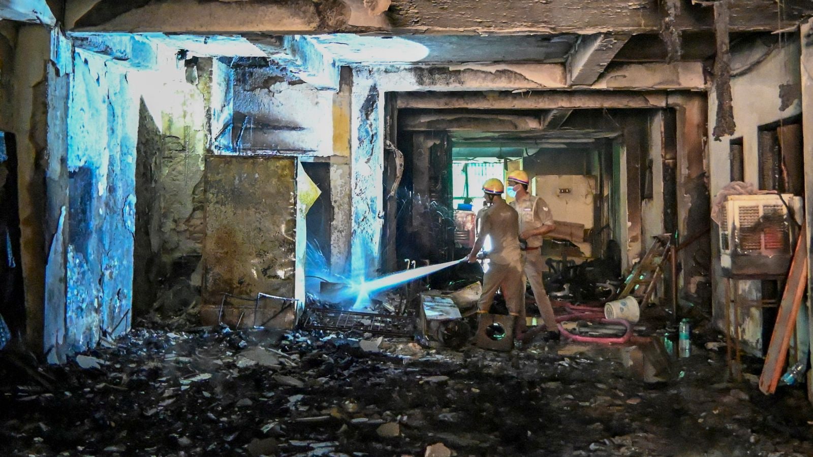 2 dead after fire breaks out in Noida apartment building; landlord arrested - CNBC TV18