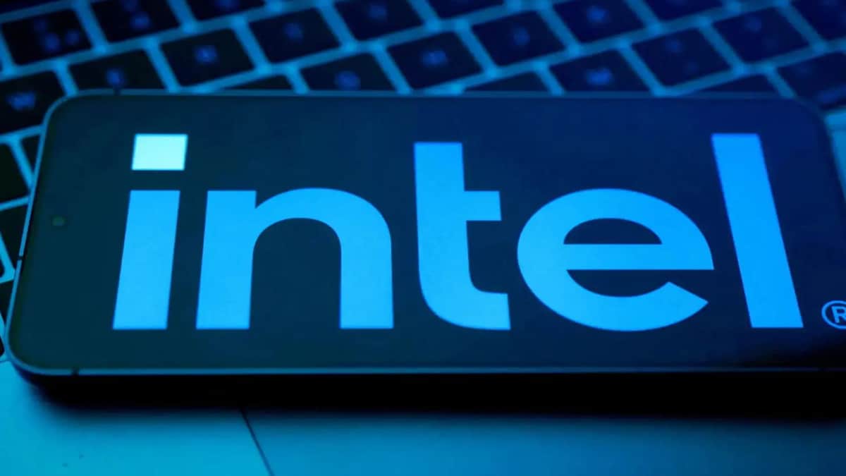 Intel providing chip technology to startup led by co