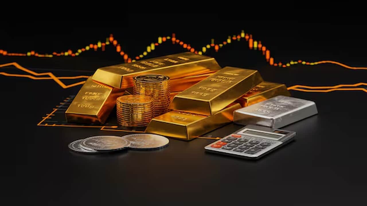 Gold or silver? Experts split on which precious metal could outperform