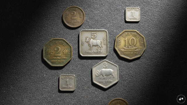 Coins weren’t always roundEarly decimal coins came in distinctive shapes. The 5 naye paise was square, while the 2 and 10 naye paise had scalloped edges. The 3 paise coin was hexagonal. As commodity prices rose, the metals used for small-denomination coins also changed. India used bronze, nickel-brass, cupro-nickel and aluminium alloys, among other materials.