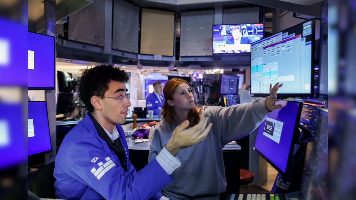 AMD and Sandisk Lead Chip Stocks with Earnings Momentum