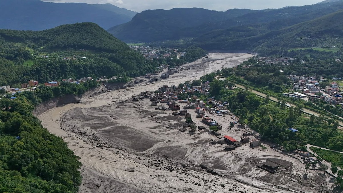 Nepal floods: Death toll rises to 392; 290 Indians still unaccounted for