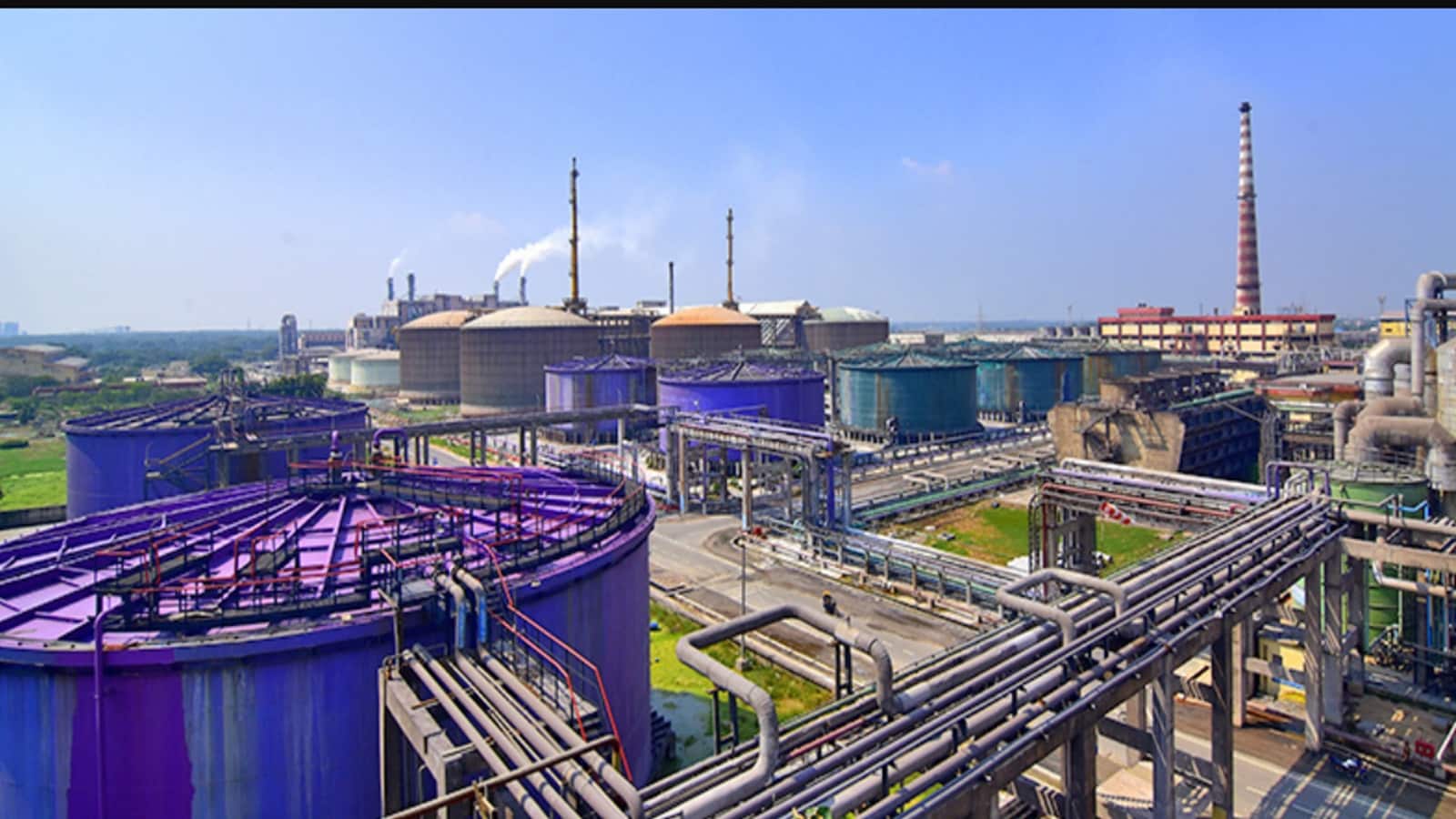 Paradeep Phosphates launches crop-specific fertiliser for sugarcane cultivation in Karnataka