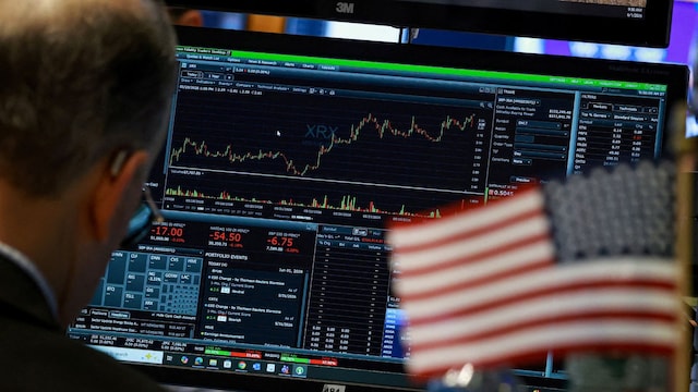 US stock futures fall as bond yields surge; investors eye Trump-Xi talks