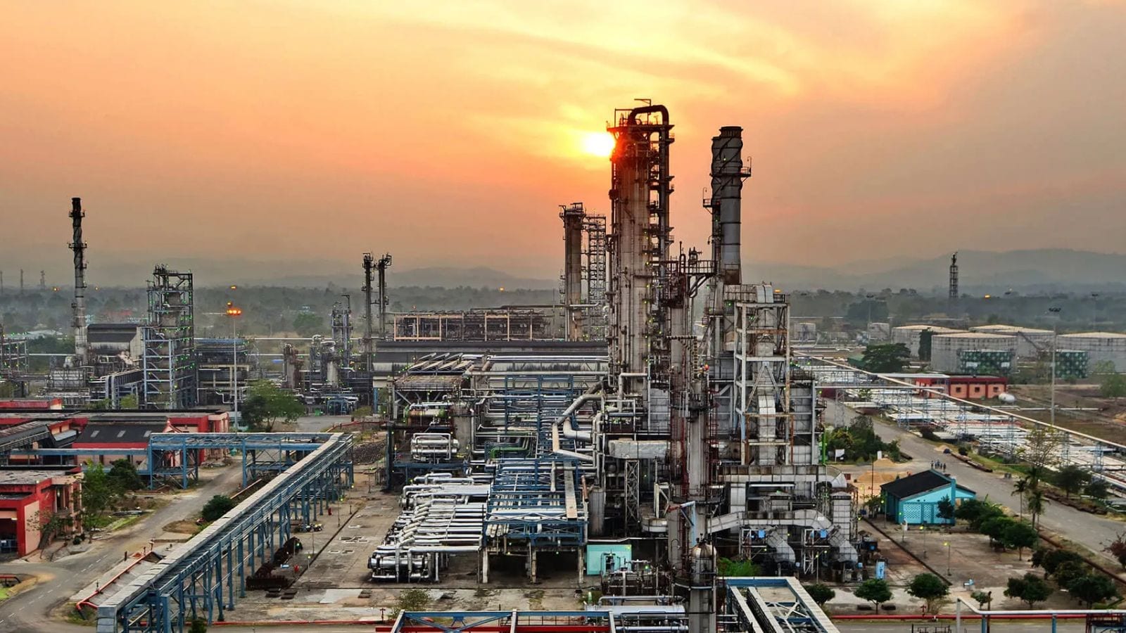 Inside the Russian Oil Standoff Threatening Global Supply Chains
