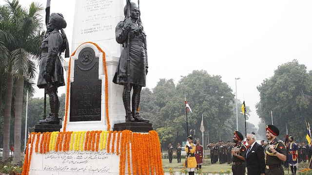 Teen Murti Memorial Delhi 