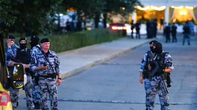 Moscow mayor calls Saturday's deadly bomb attack on restaurant 'terrorist act' Moscow mayor calls Saturday's deadly bomb attack on restaurant 'terrorist act'