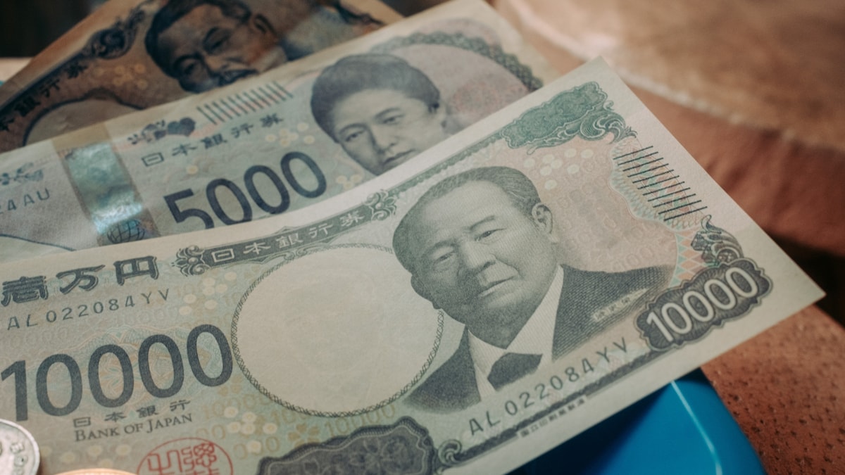 Japan's Yen surrenders nearly half its gains from US-Japan intervention